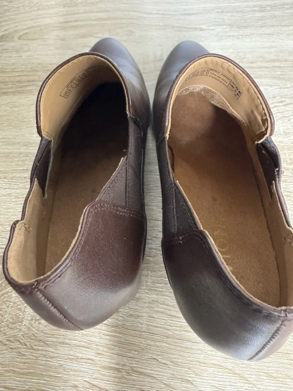 Vionic Belmont Women Size 8.5 Dark Brown Leather Ankle Booties
